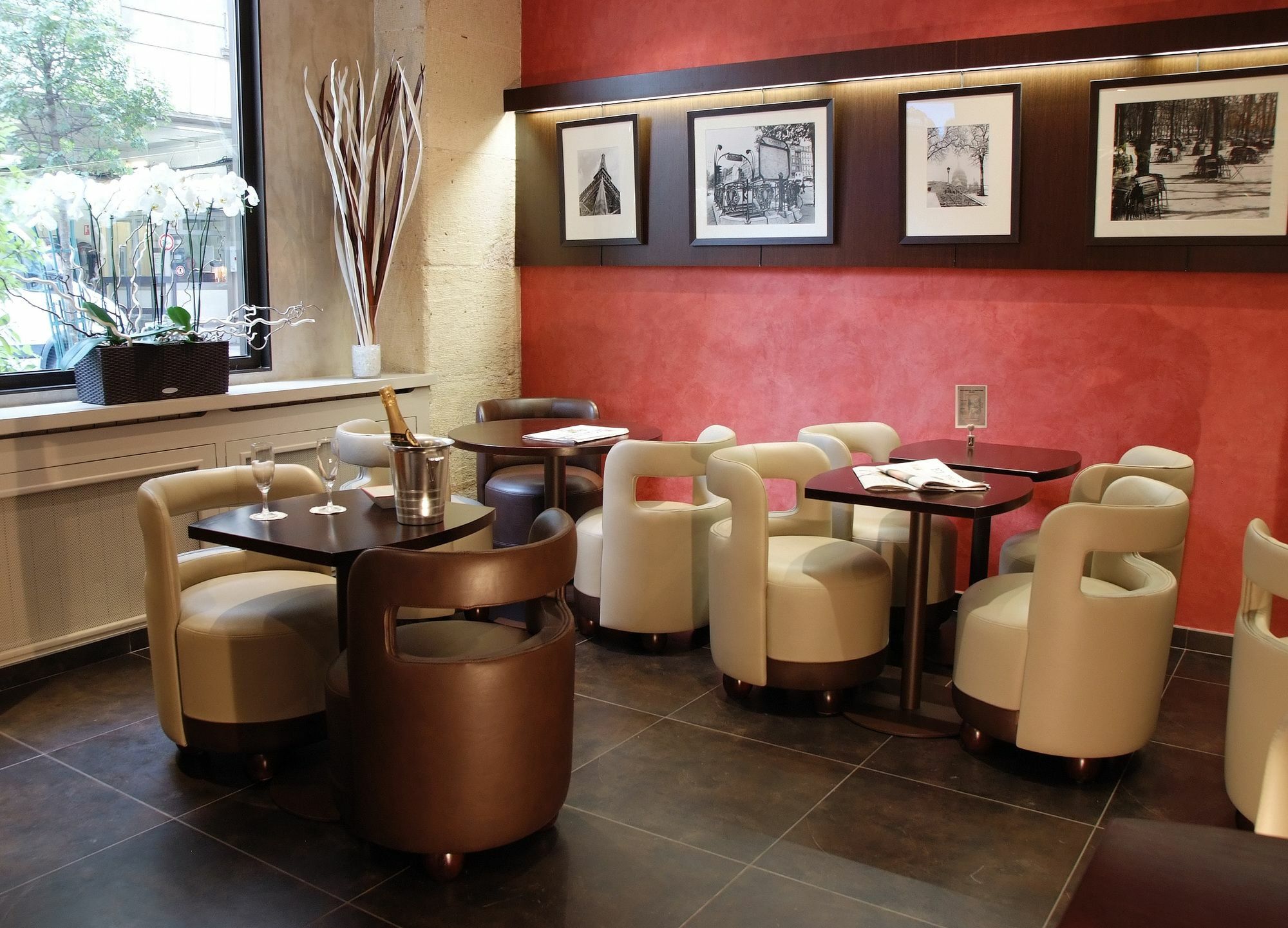 โลบเรมาร์โซลลิเออร์โอเปรา Hotel ปารีส ร้านอาหาร รูปภาพ